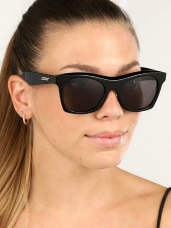 Bottega Veneta BV1061S 001 Sunglasses Black Square Frame, Grey Lenses main image 10